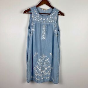 Love Stitch Womens Shift Dress Sz S Blue Chambray Floral Embroidered Sleeveless